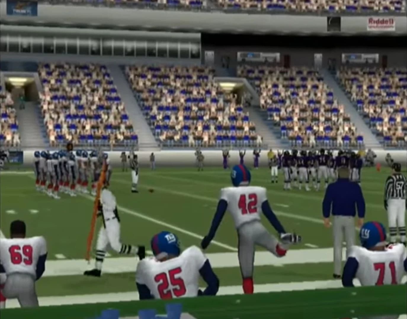https://media.imgcdn.org/repo/2023/08/madden-nfl-2002/64d075bcbdb7c-madden-nfl-2002-screenshot1.webp