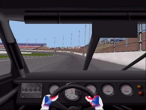 https://media.imgcdn.org/repo/2023/10/nascar-revolution-se/651e66ad85b9a-nascar-revolution-se-screenshot3.webp