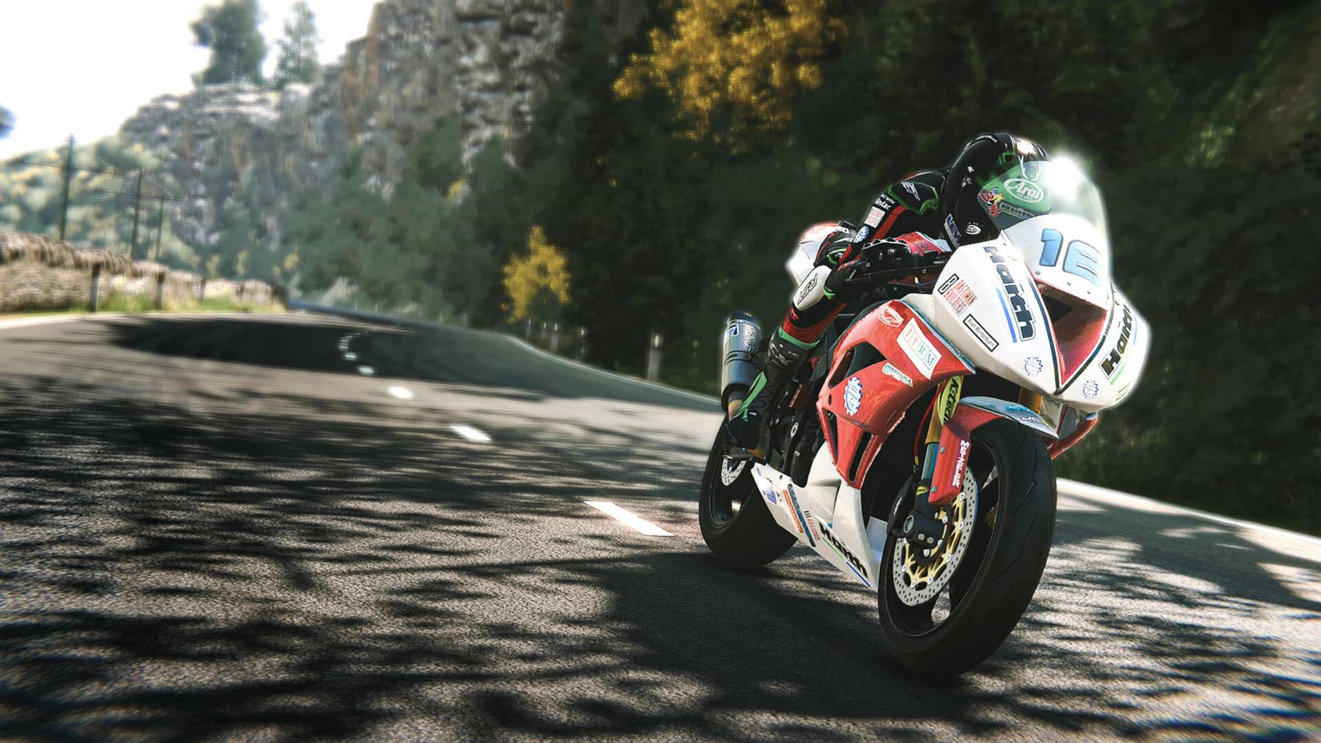 https://media.imgcdn.org/repo/2023/11/tt-isle-of-man-ride-on-the-edge-3-racing-fan-edition/6552047fb7653-tt-isle-of-man-ride-on-the-edge-3-racing-fan-edition-screenshot5.webp